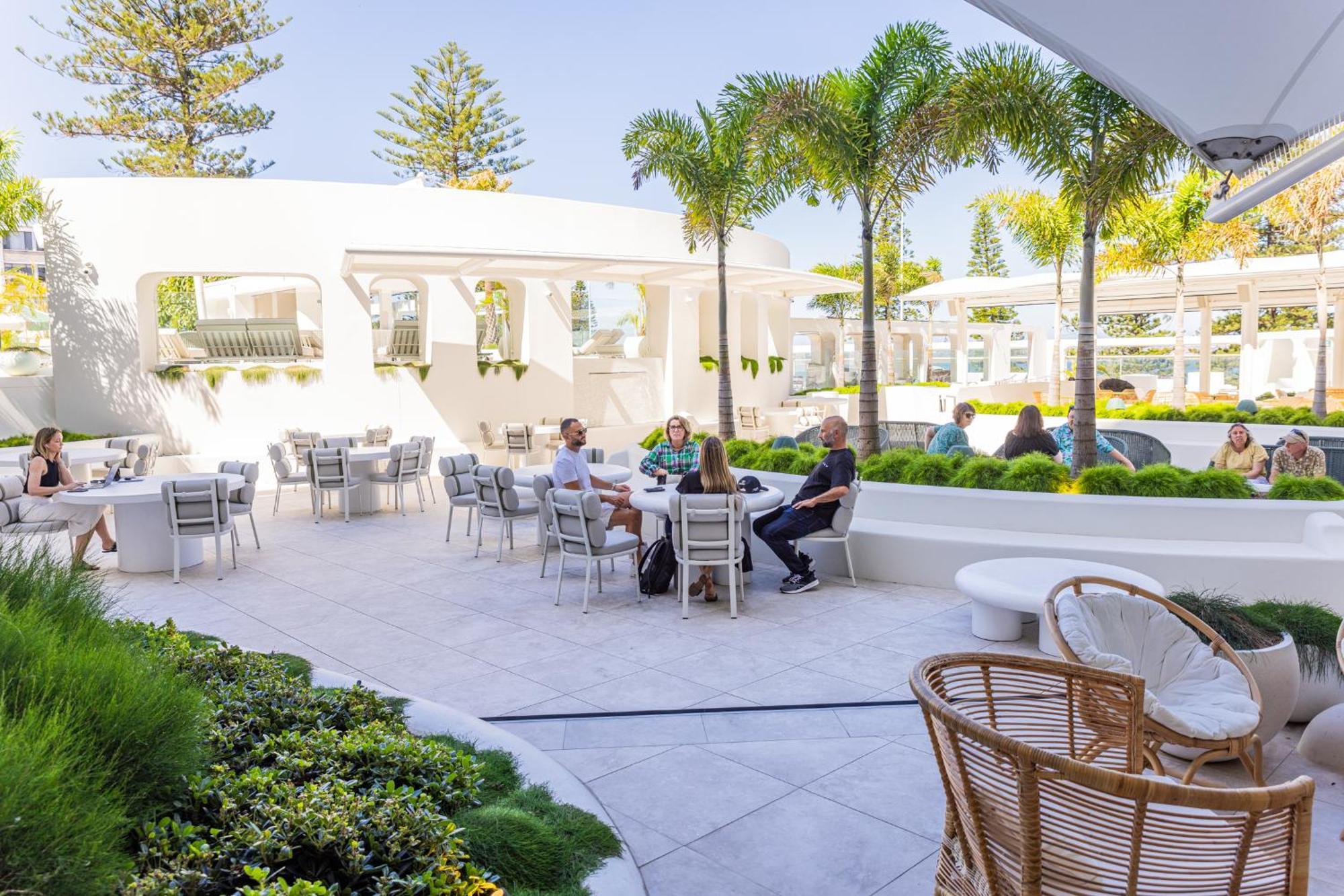 Novotel Sydney Brighton Beach Exterior foto